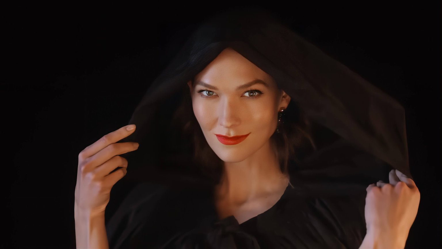 Carolina Herrera | Holidays, A Night at the Opera image