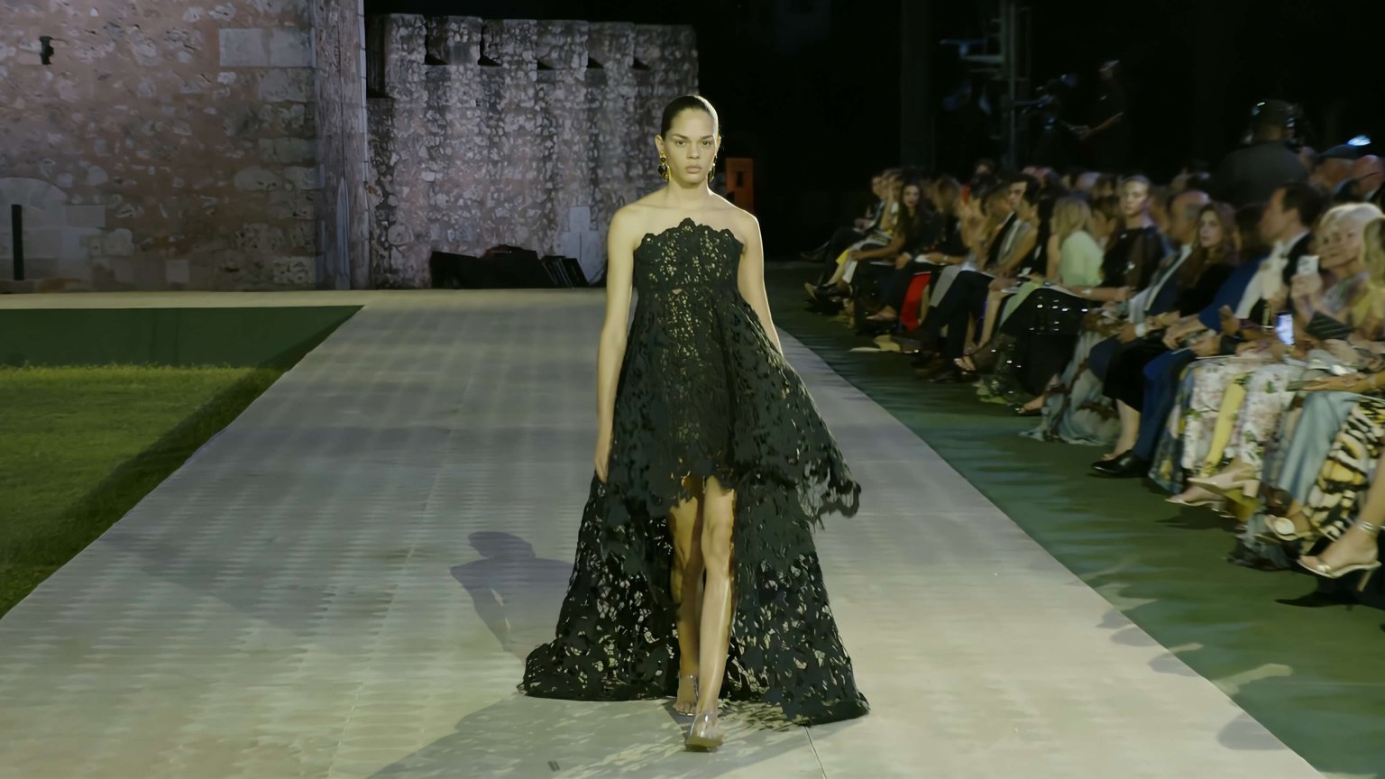 Oscar de la Renta | Pre-Fall 2026 Runway Show image