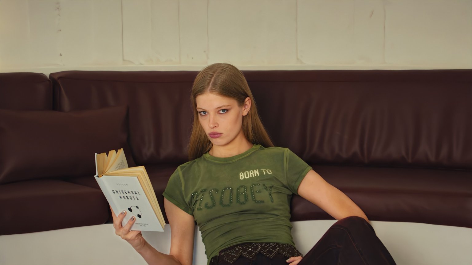 Desigual - Born to Disobey, Vivian Wilson x Desigual image